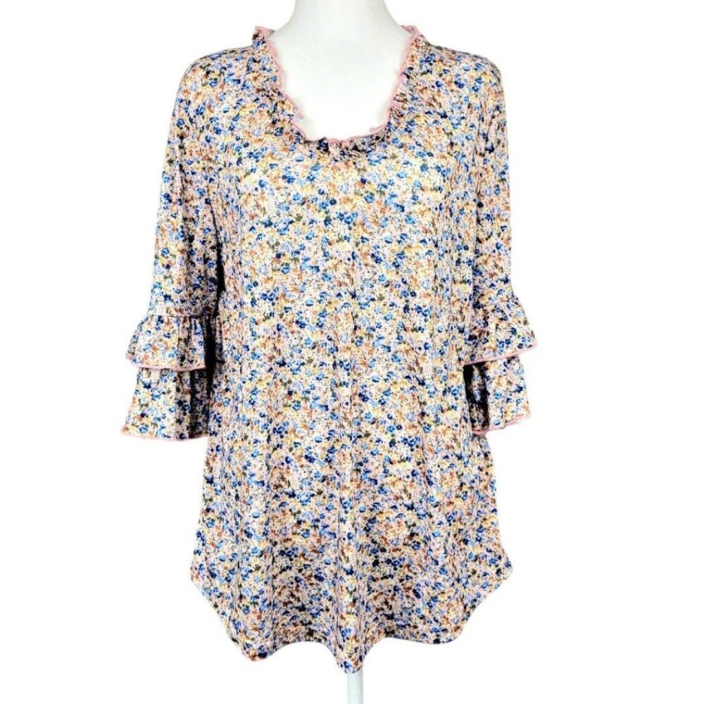 NWT Womens L and XL Pink Floral 3/4 Sleeve V-neck ruffled sleeve Flounce Blouse